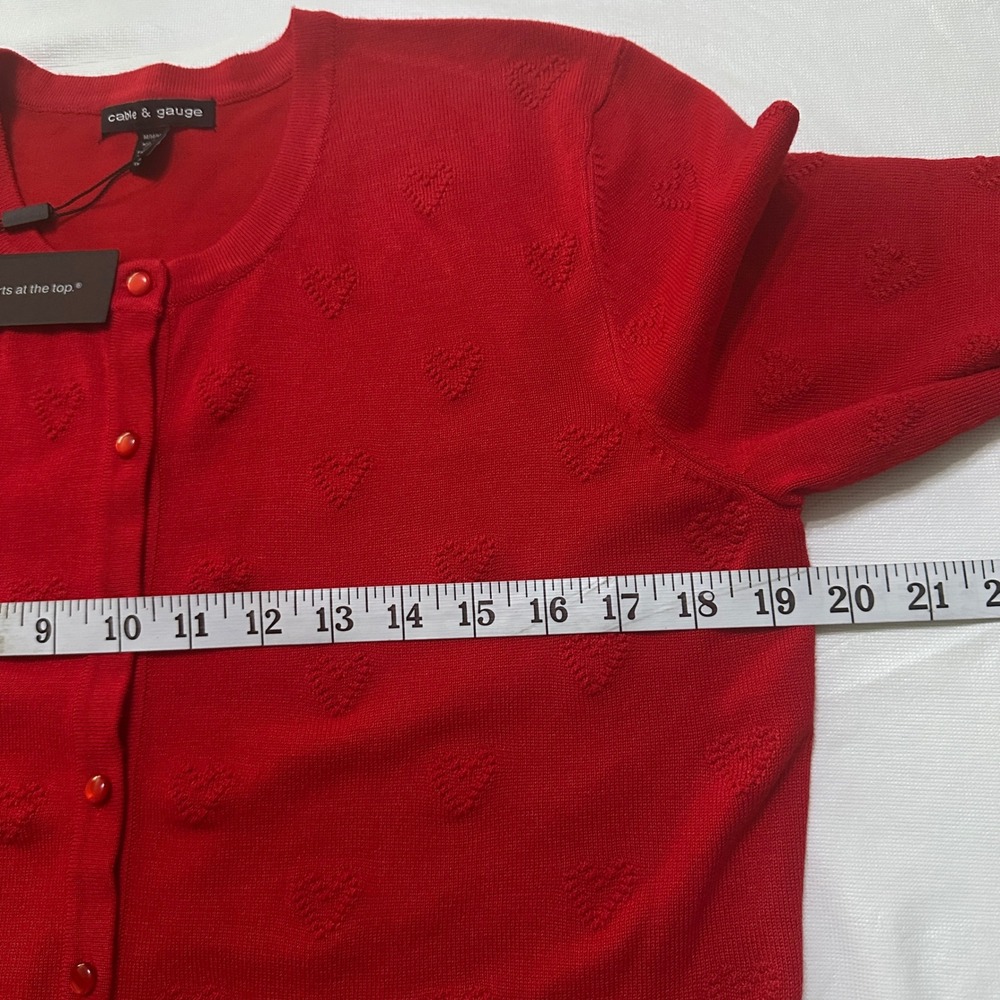 Cable & Gauge Cardigan Sweater Button Front M Red Heart Embossed Preppy Office - Picture 6 of 10